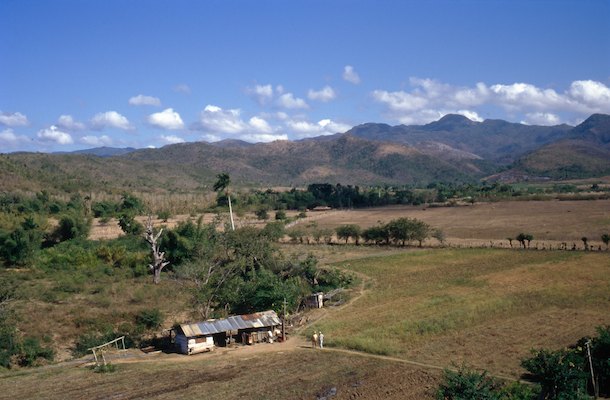 By Rom, Cuba, Voyage