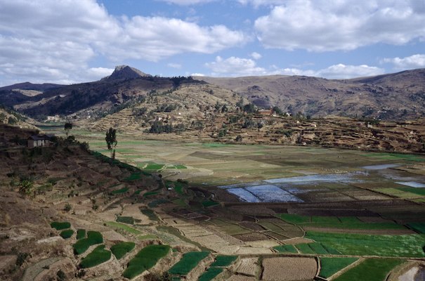 By Rom, Madagascar, Voyage