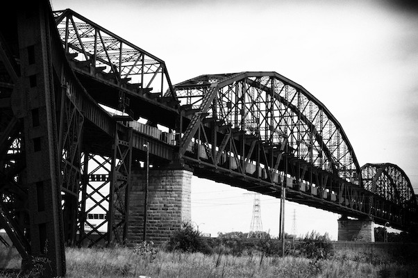 Pont ferroviaire au dessus de la Mississipi River. (Retravaillé façon old school) Missouri, Route66, Saint Louis, USA, Voyages