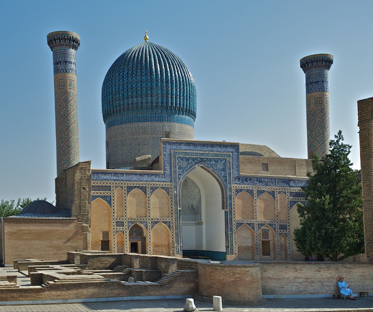 Samarcande (Samarkand), une des cités mythiques de la Route de la Soie,  capitale du monde de Tamerlan